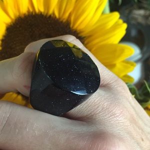 Black lucite cocktail ring⭐️🌌